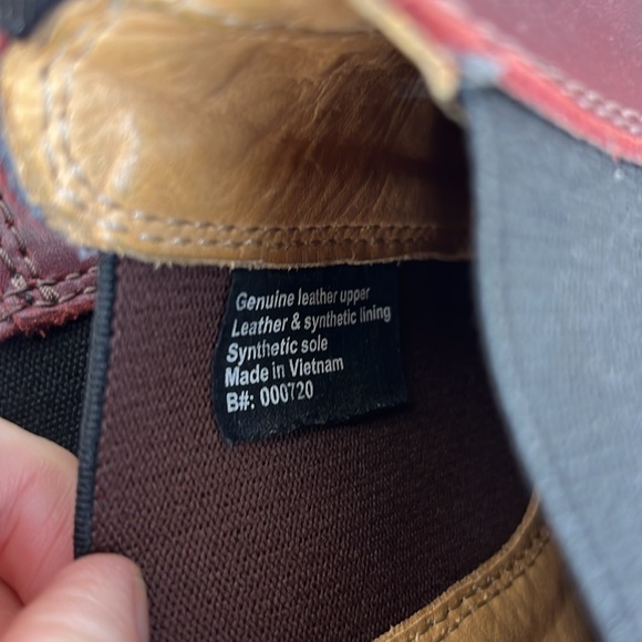 Blundstone 1309 Unisex Chelsea Boot - size M 7.5 or W 9.5 - Picture 11 of 12